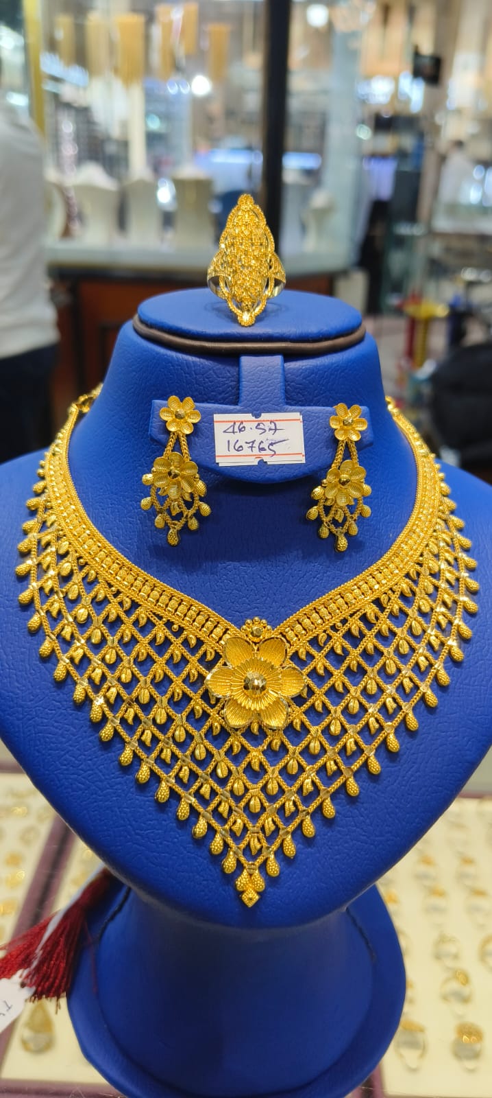 Gold Jewellery set