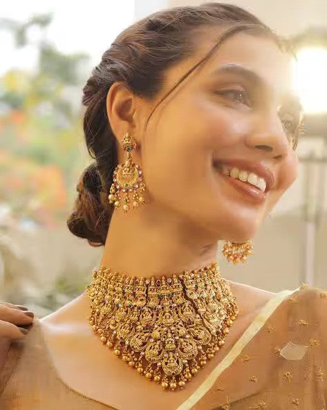 Gold Jewellery Set